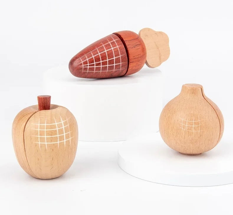 Natural Wood Fruit and Veggie Set