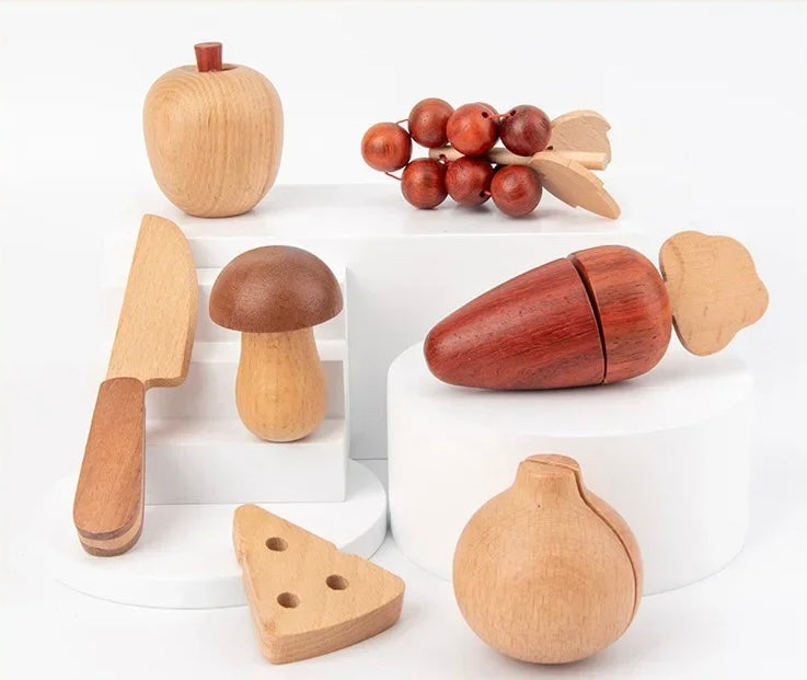 Natural Wood Fruit and Veggie Set