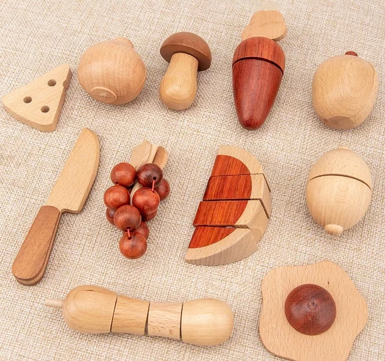 Natural Wood Fruit and Veggie Set